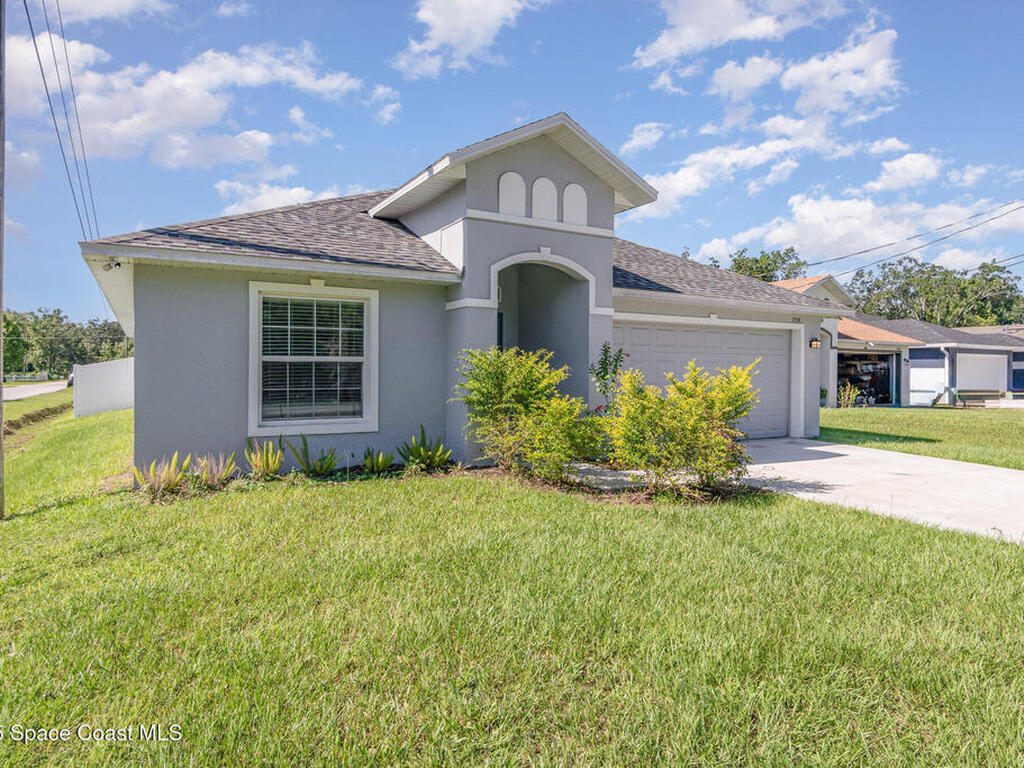 1534 Pine Street, Orlando, FL 32824