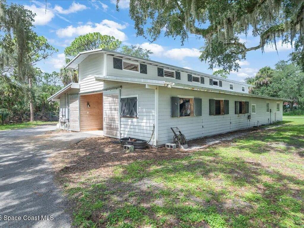 5685 Lake Washington Road, Melbourne, FL 32934