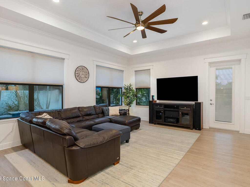 115 Enclave Avenue, Indian Harbour Beach, FL 32937