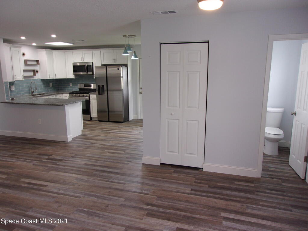 1240 N Singleton Avenue, Titusville, FL 32796