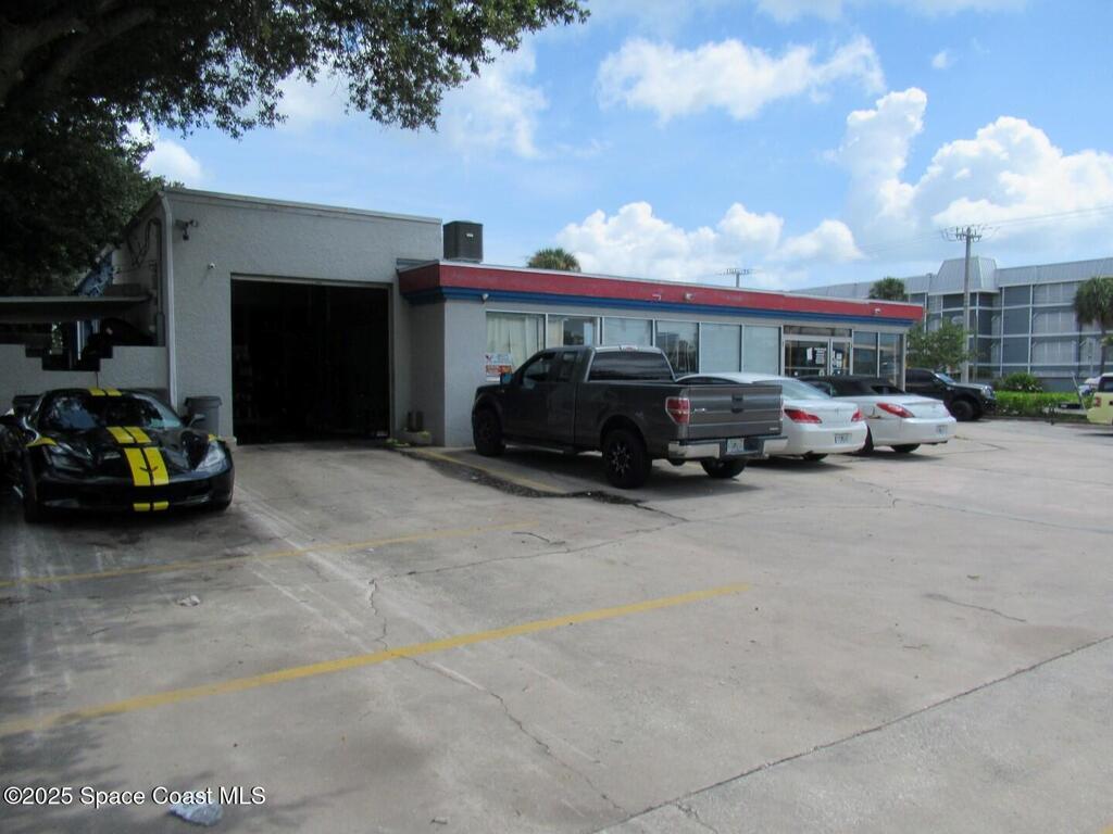 914 N Harbor City Boulevard, Melbourne, FL 32935