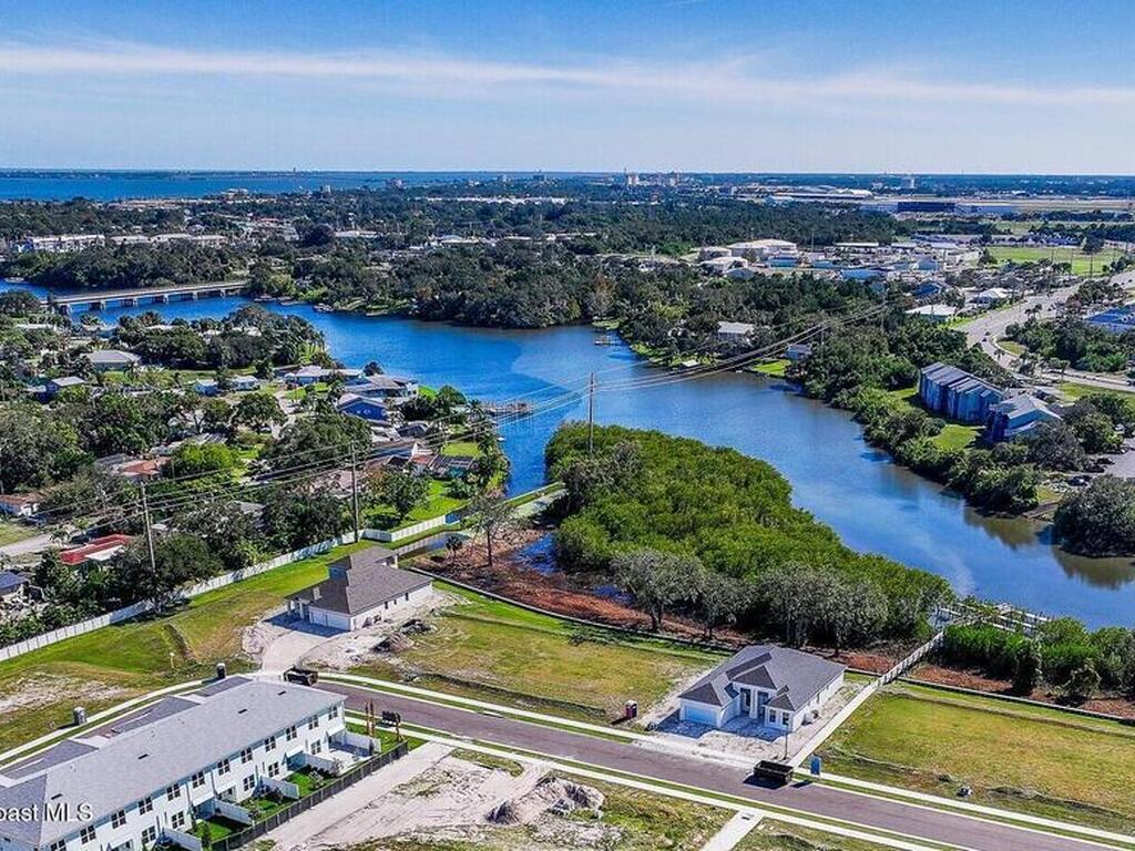 1340 Windchime Lane, Melbourne, FL 32935