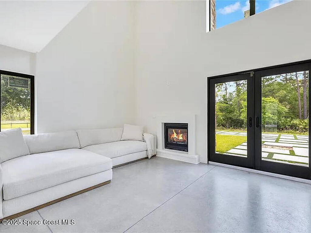 19925 Quinella Street Street, Orlando, FL 32833