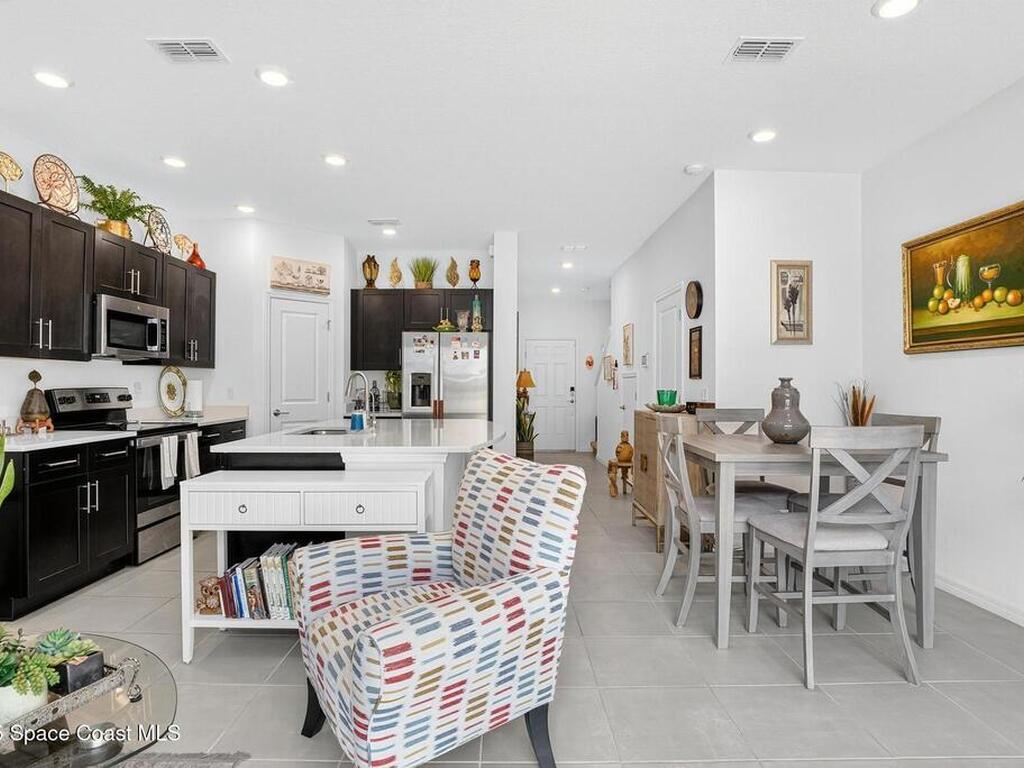 3570 Davenport Creek Court, Kissimmee, FL 34746