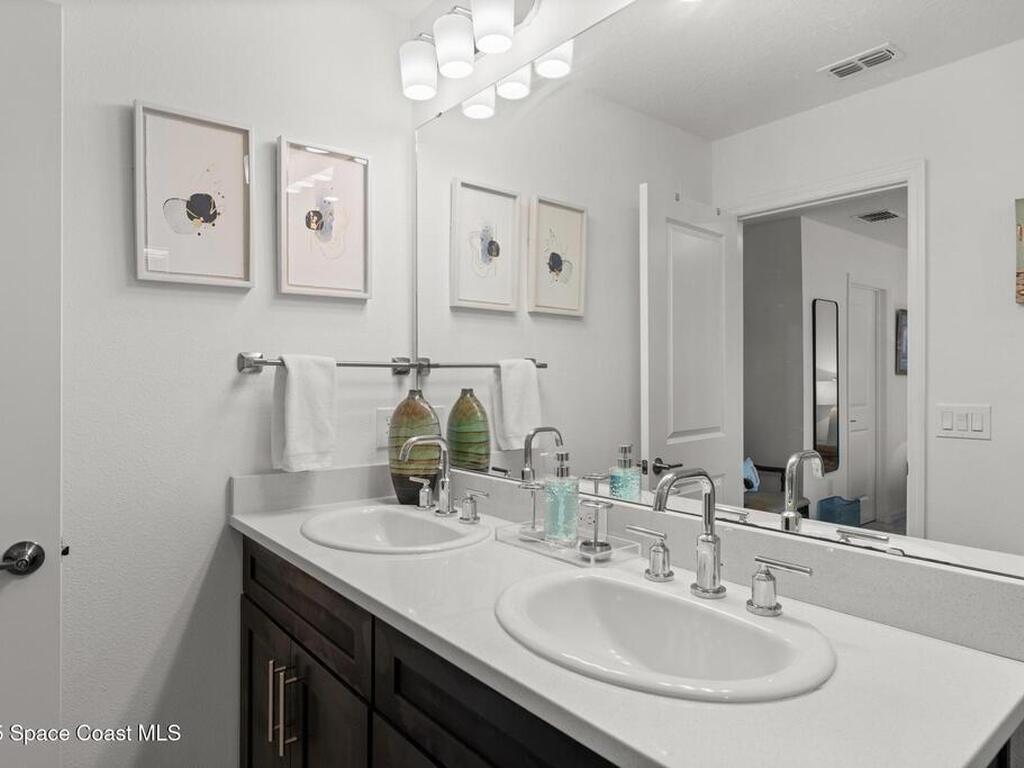 3570 Davenport Creek Court, Kissimmee, FL 34746