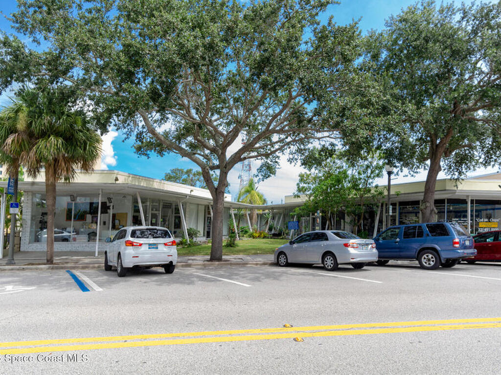 1211 E New Haven Avenue, Melbourne, FL 32901