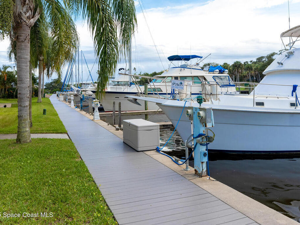 1211 E New Haven Avenue, Melbourne, FL 32901