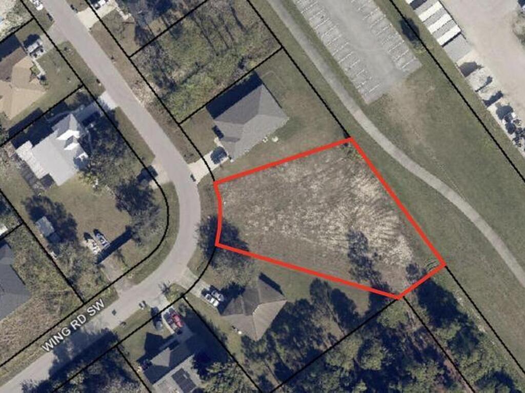 1019 Wing Road, Palm Bay, FL 32908