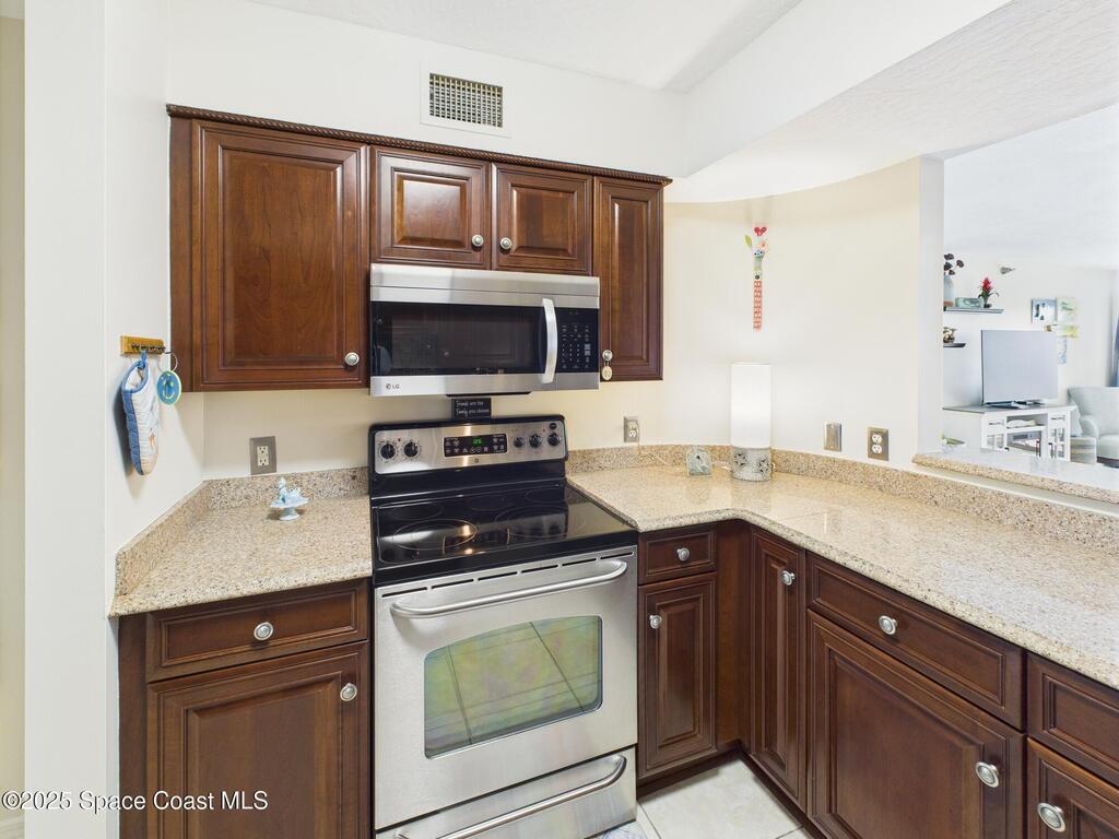 6039 River Run Drive, Sebastian, FL 32958