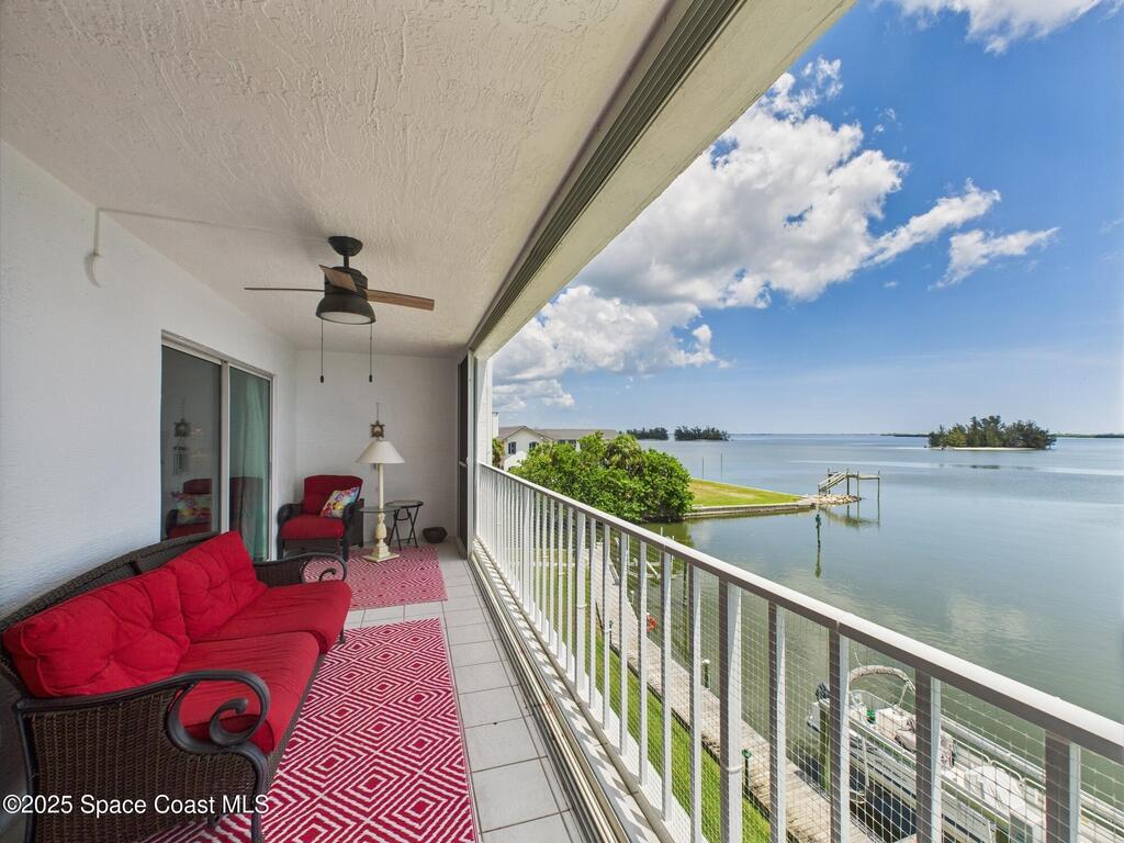 6039 River Run Drive, Sebastian, FL 32958