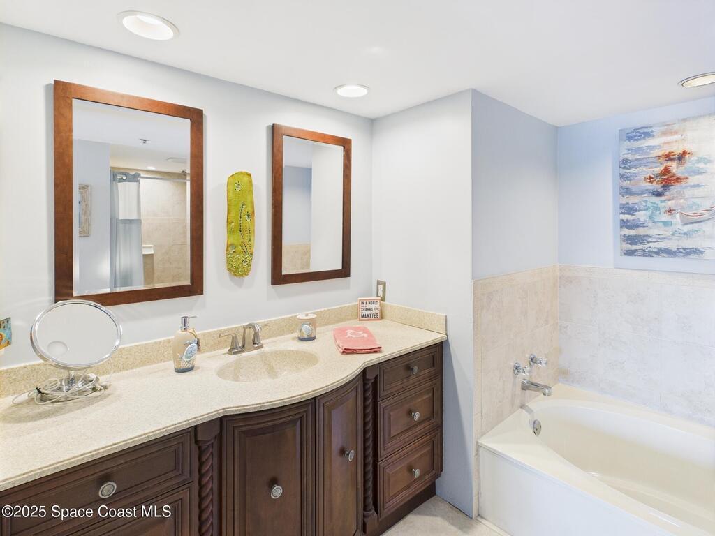 6039 River Run Drive, Sebastian, FL 32958