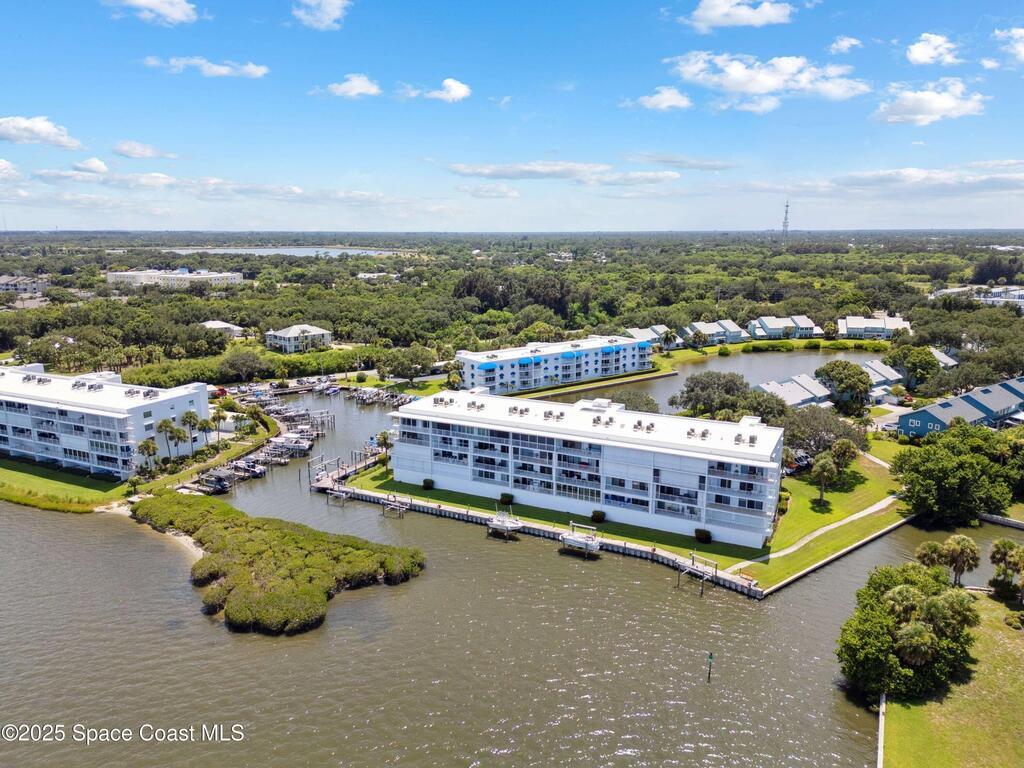 6039 River Run Drive, Sebastian, FL 32958