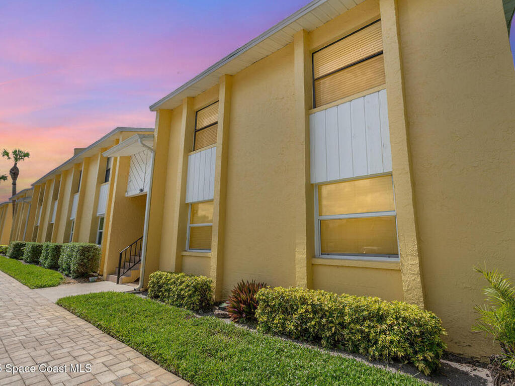 594 N Wickham Road, Melbourne, FL 32935