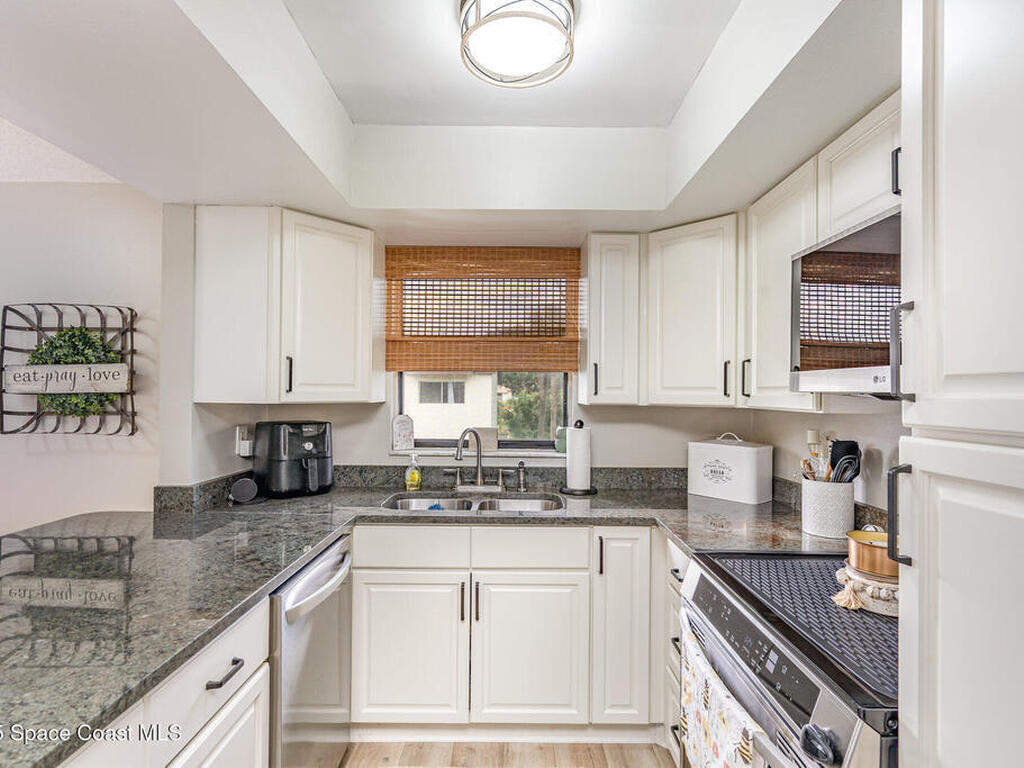 594 N Wickham Road, Melbourne, FL 32935