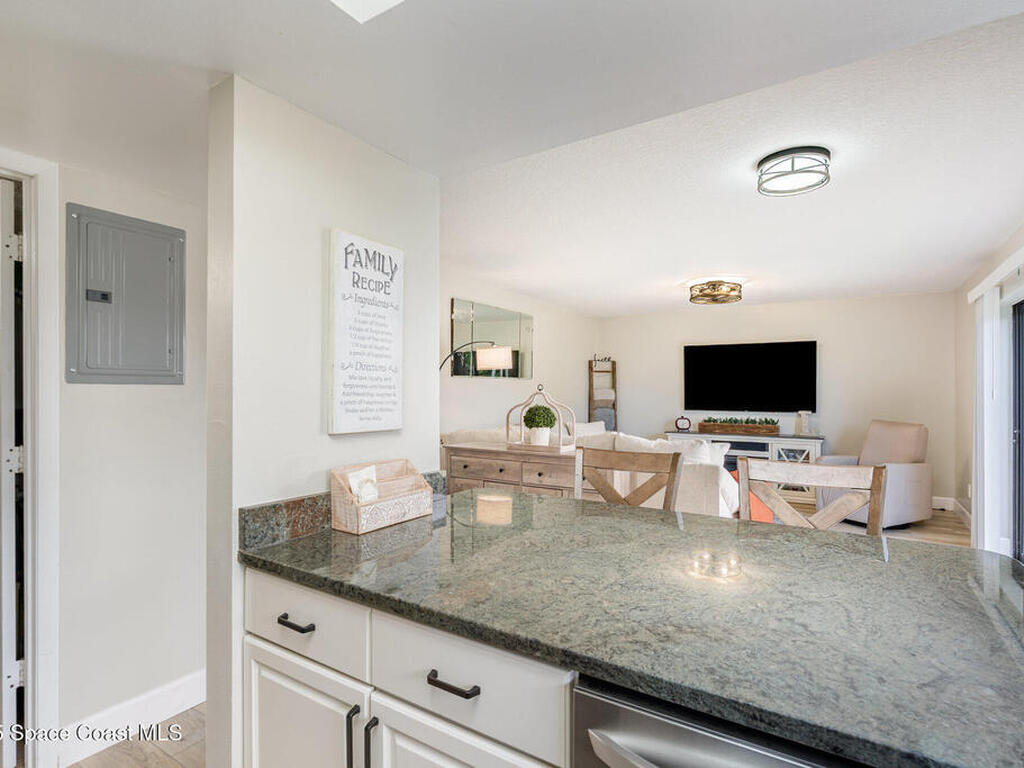 594 N Wickham Road, Melbourne, FL 32935