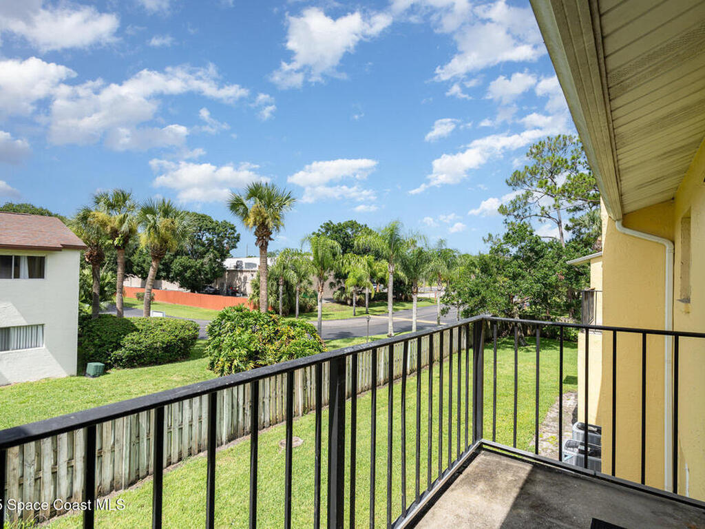 594 N Wickham Road, Melbourne, FL 32935