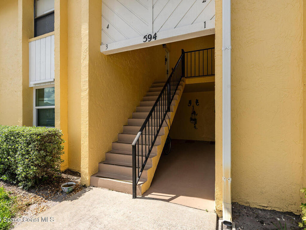 594 N Wickham Road, Melbourne, FL 32935