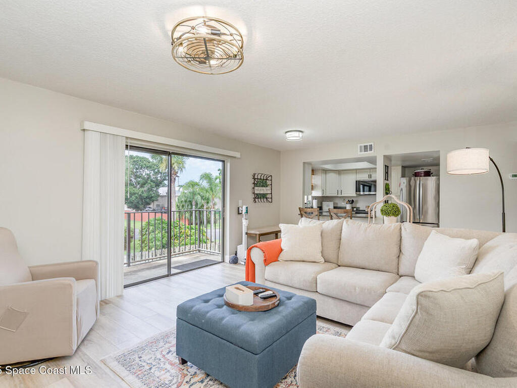 594 N Wickham Road, Melbourne, FL 32935