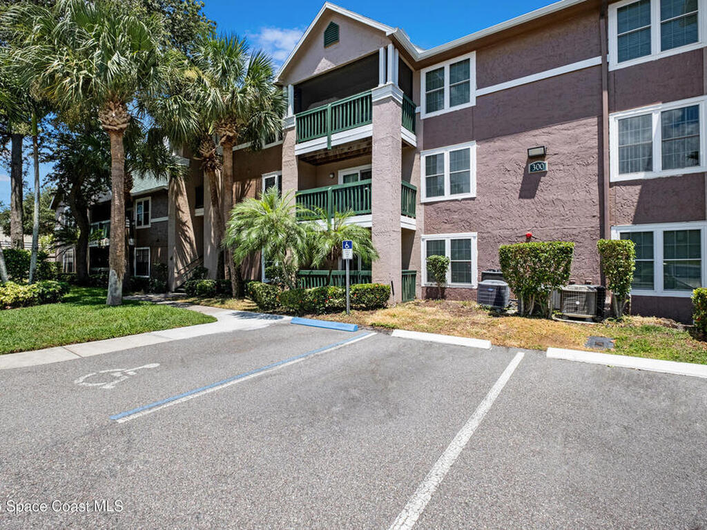 7667 N Wickham Road, Suntree, FL 32940