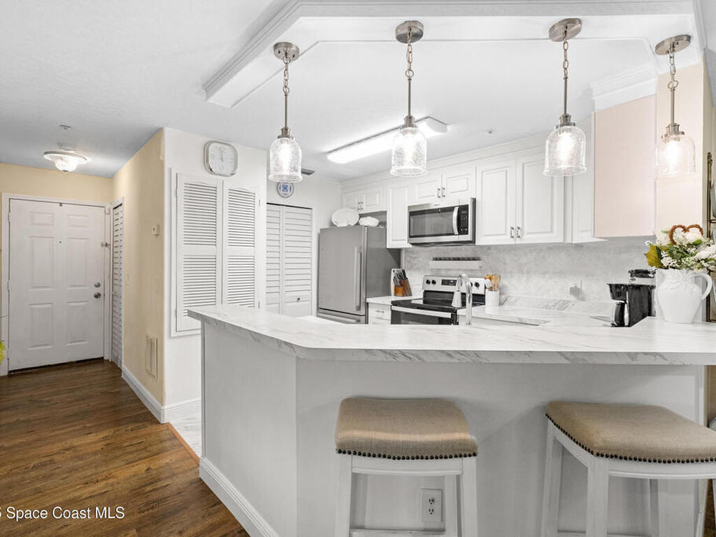 7667 N Wickham Road, Suntree, FL 32940