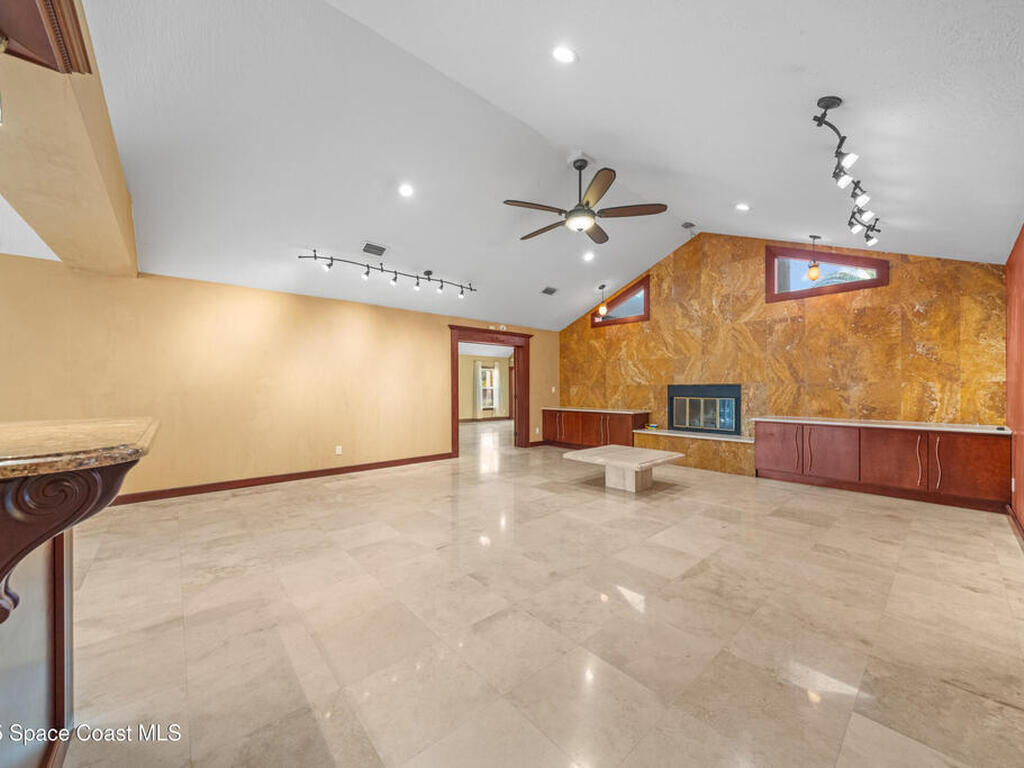 1855 Plantation Circle, Palm Bay, FL 32909