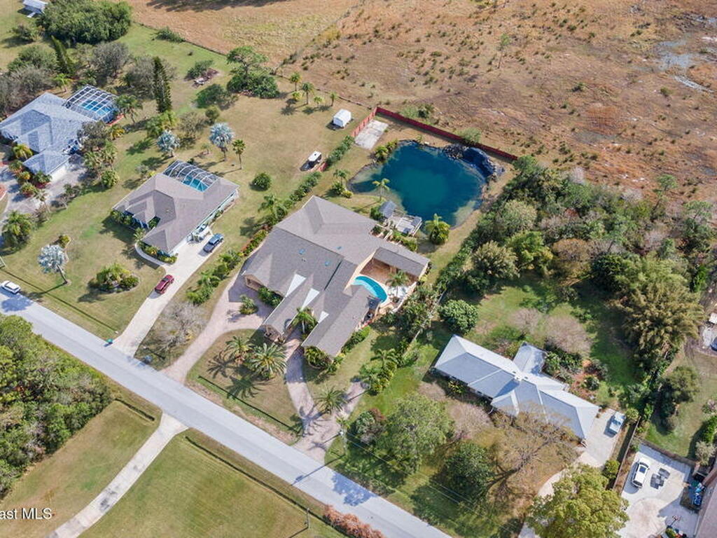 1855 Plantation Circle, Palm Bay, FL 32909