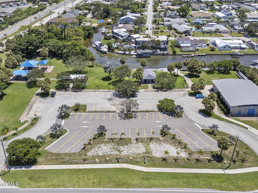 138 Kristi Drive, Indian Harbour Beach, FL 32937