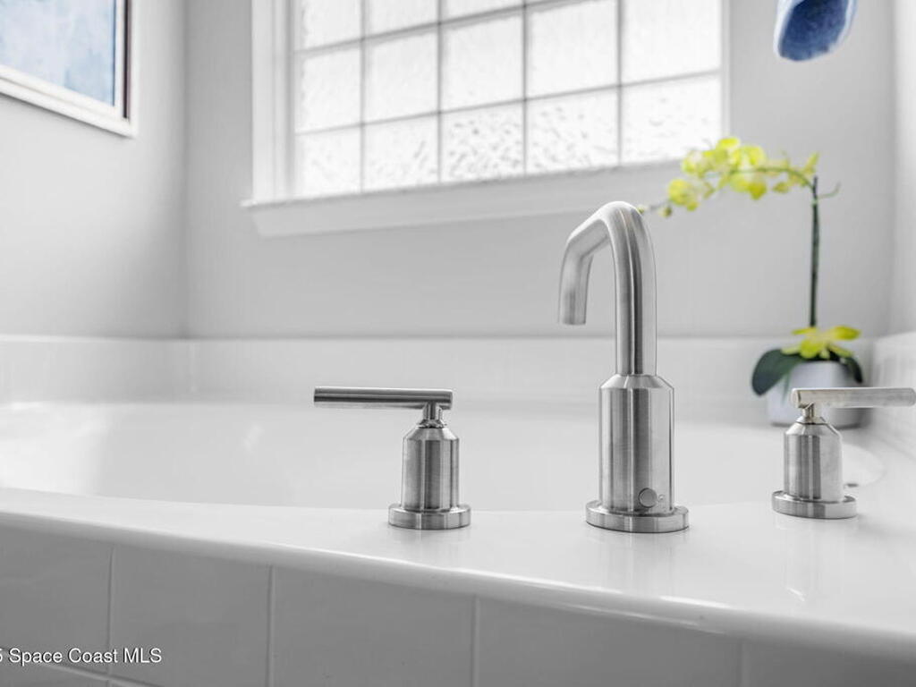 880 De Groodt Road, Palm Bay, FL 32908