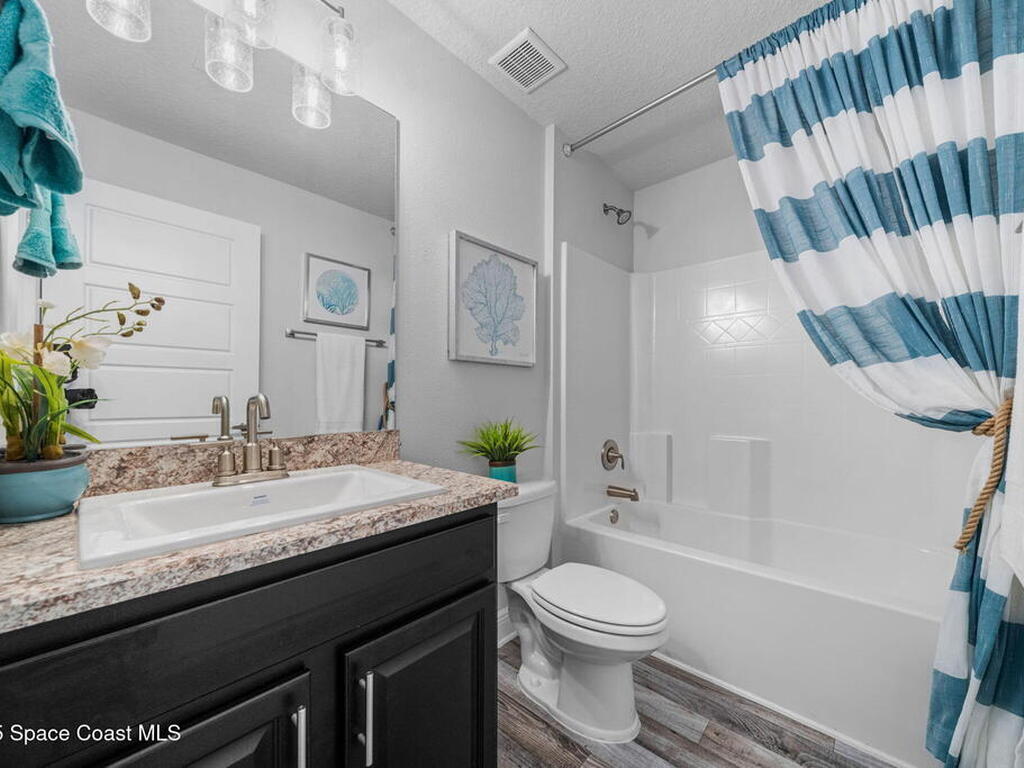 880 De Groodt Road, Palm Bay, FL 32908