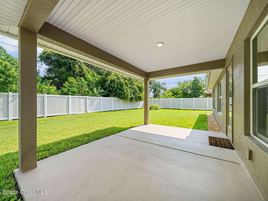 880 De Groodt Road, Palm Bay, FL 32908