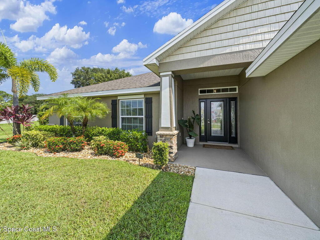 880 De Groodt Road, Palm Bay, FL 32908