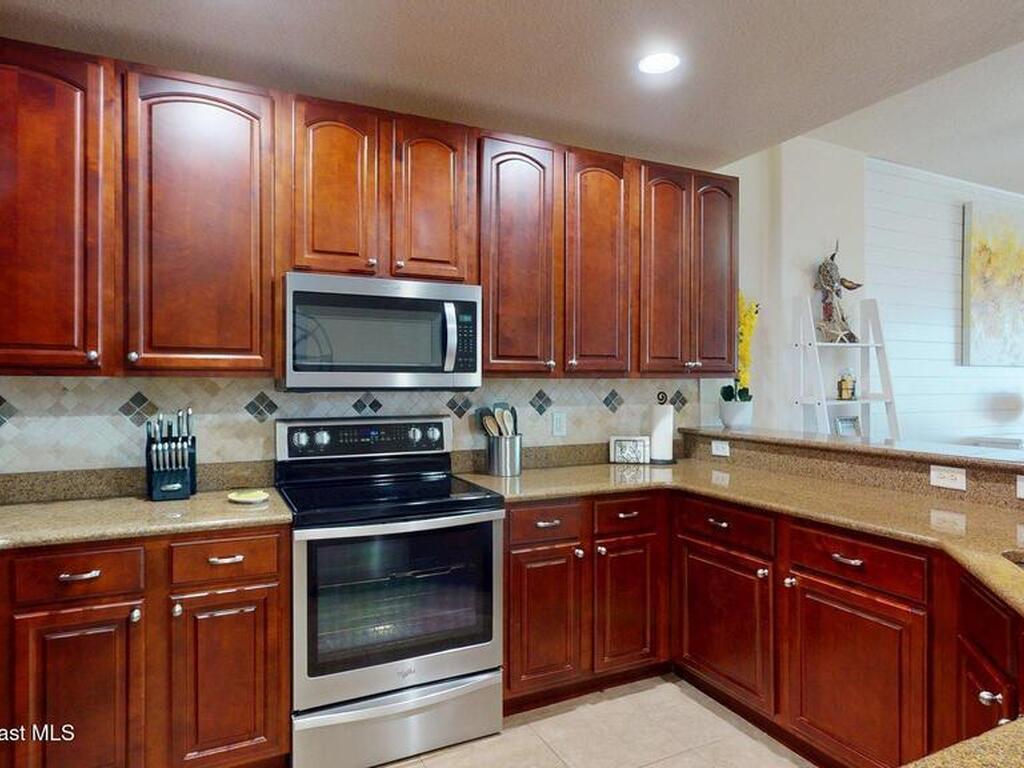 601 N Miramar Avenue, Indialantic, FL 32903