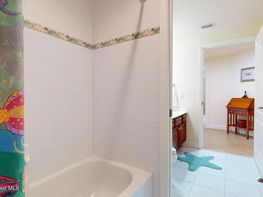 601 N Miramar Avenue, Indialantic, FL 32903