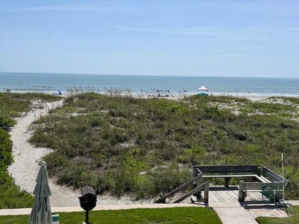 1563 S Atlantic Avenue, Cocoa Beach, FL 32931