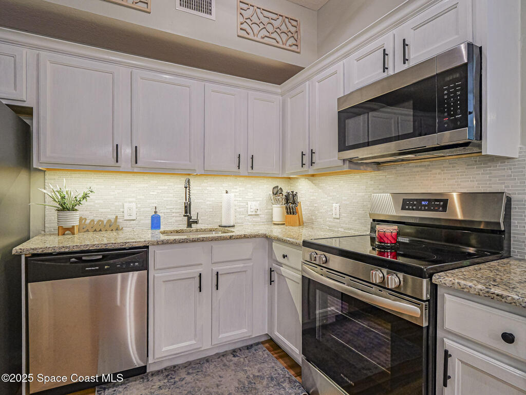 536 7th Square, Vero Beach, FL 32962