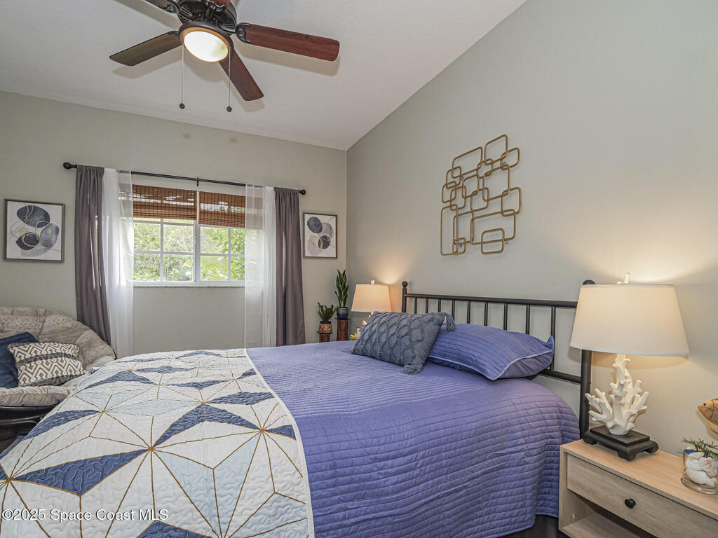 536 7th Square, Vero Beach, FL 32962