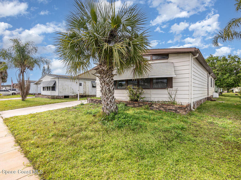 1918 Sago Palm Street, Palm Bay, FL 32905