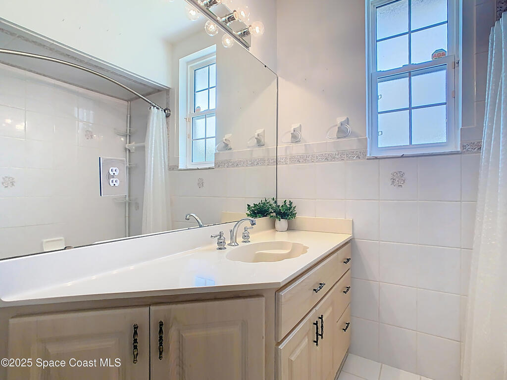 2559 Hooper Road, Cocoa, FL 32926