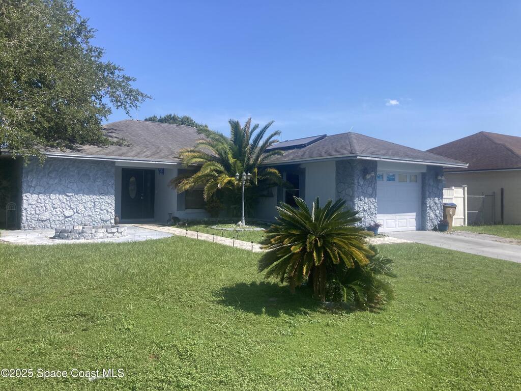 303 Cocoa Court, Kissimmee, FL 34758