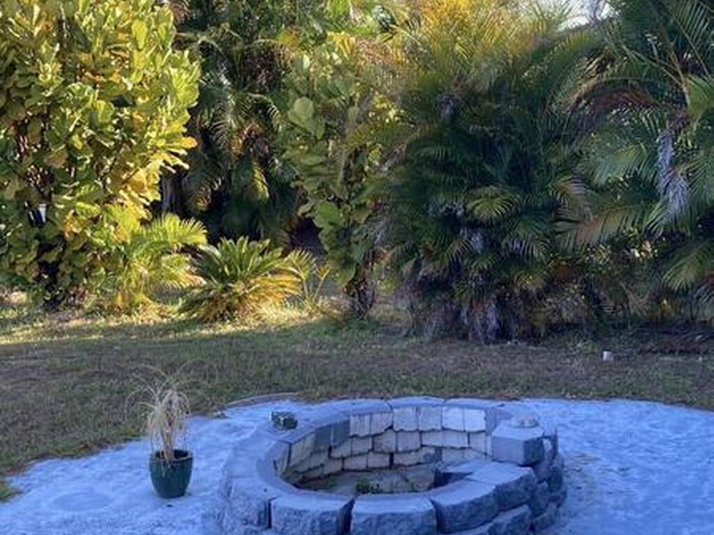 303 Cocoa Court, Kissimmee, FL 34758