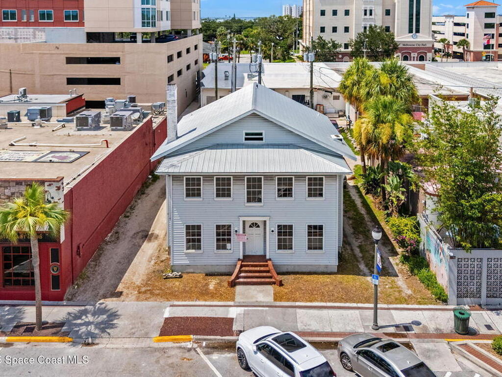 814 E New Haven Avenue, Melbourne, FL 32901