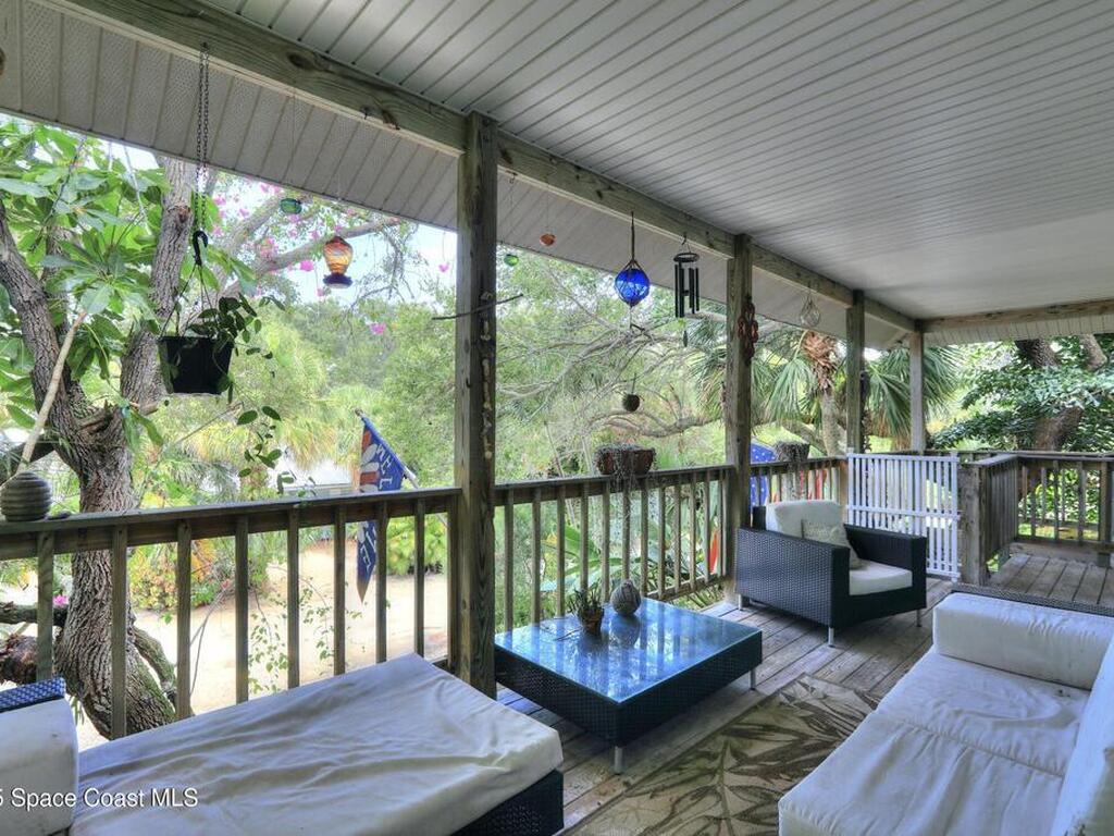 1961 W Pebble Path, Vero Beach, FL 32963