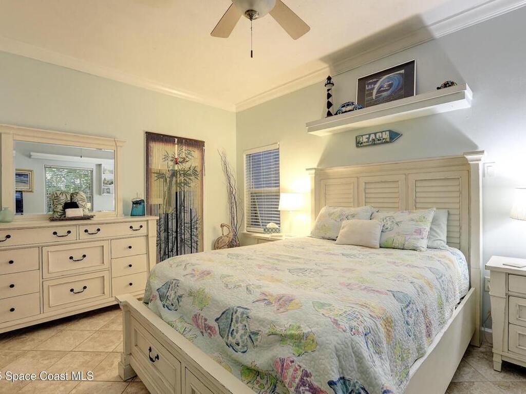 1961 W Pebble Path, Vero Beach, FL 32963