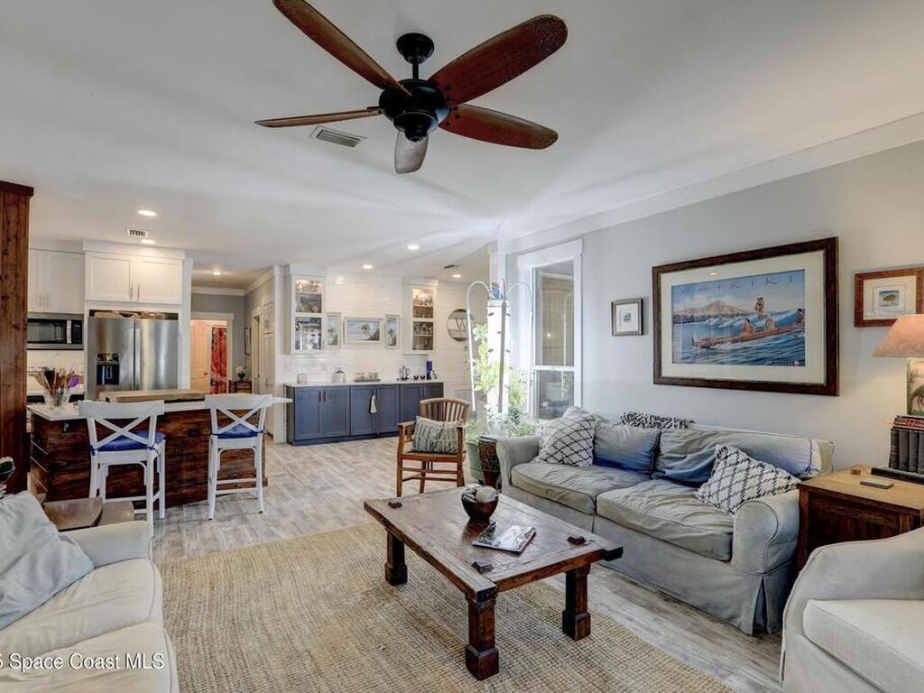 1961 W Pebble Path, Vero Beach, FL 32963