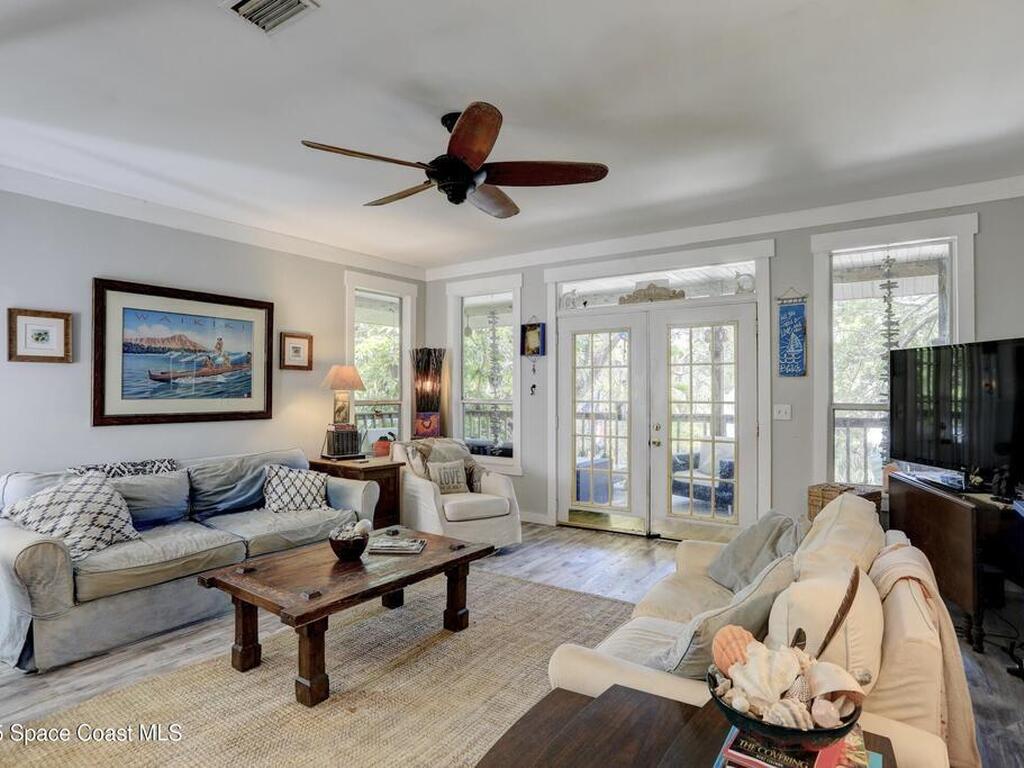 1961 W Pebble Path, Vero Beach, FL 32963