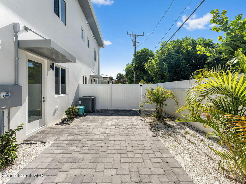 106 4th Avenue, Indialantic, FL 32903