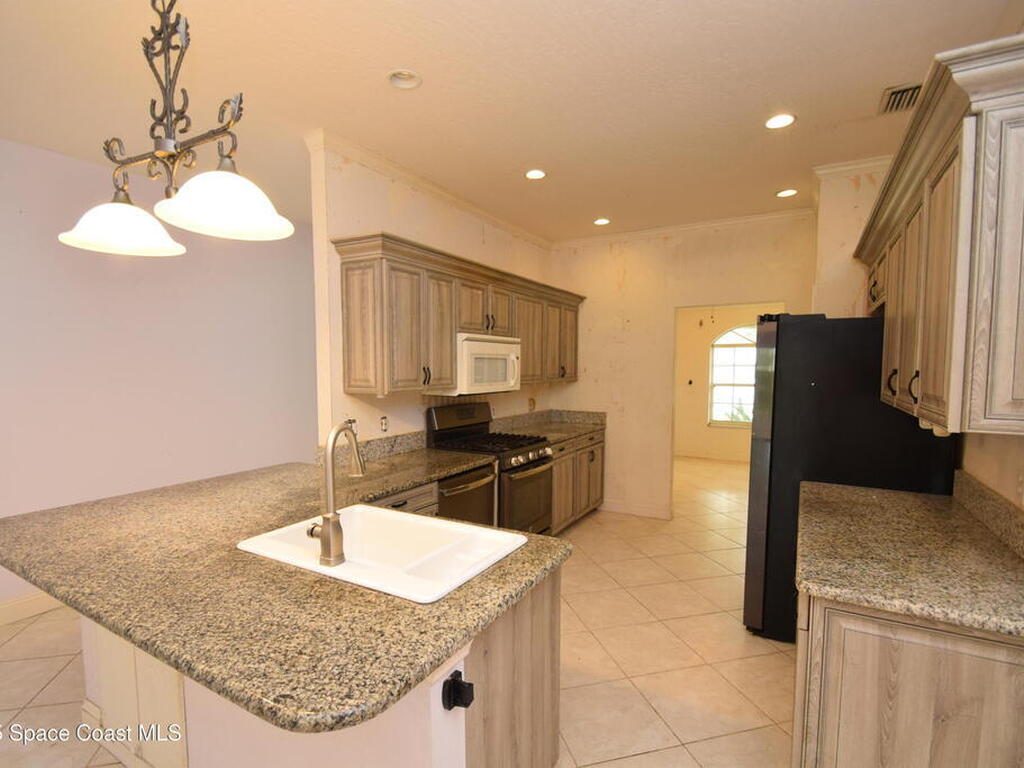 1642 Rustic Way, Melbourne, FL 32935