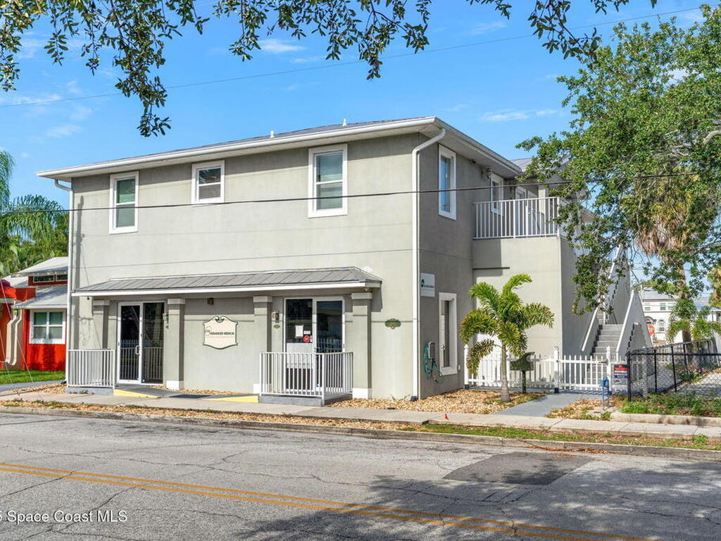 2012 Vernon Place, Melbourne, FL 32901