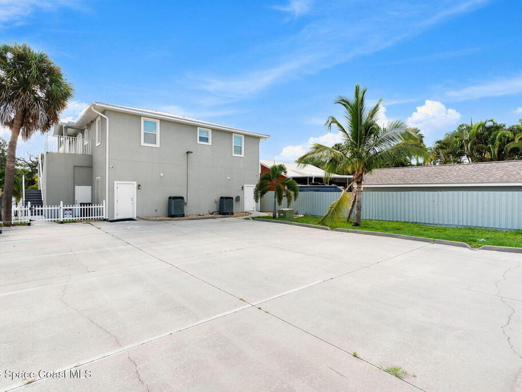 2012 Vernon Place, Melbourne, FL 32901