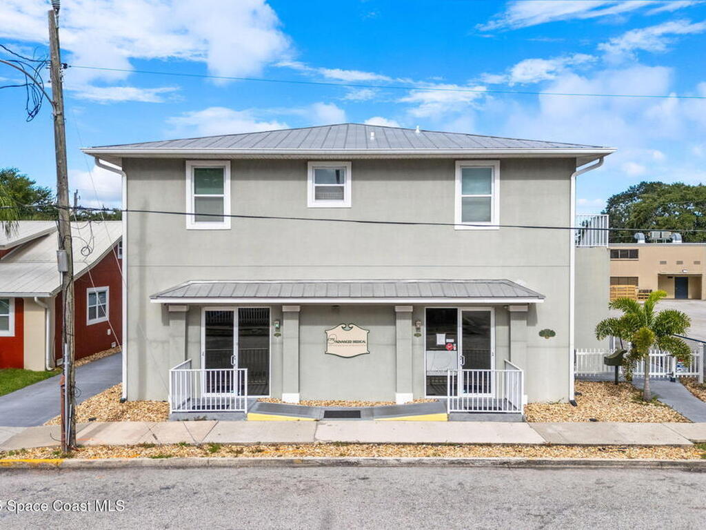 2012 Vernon Place, Melbourne, FL 32901